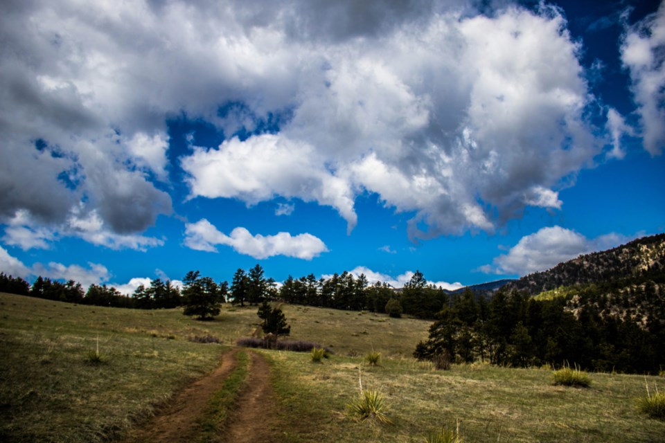 Longmont clouds